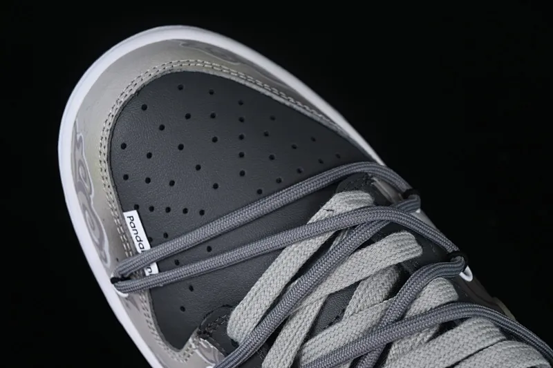 All categories Nk SB Dunk Series Nk SB Dunk Low Low-top sneakers Nk SB Dunk Low Lot "Tide" Panda Prank-Moon Tie Rope SB Dunk Series low-top casual sports skateboard shoes FD1232-001